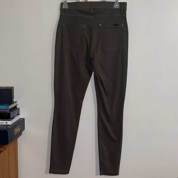 🌹HUE SOFT STRETCH SKINNY PANTS - Picture 4 of 7
